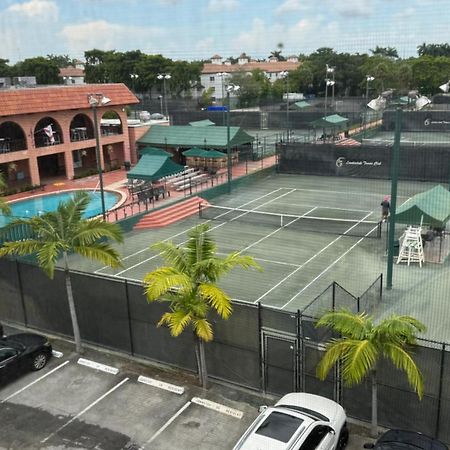 Fort Lauderdale Elegant Room Rental With Private Bath And Entrance Exterior foto